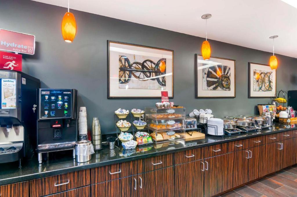 Best Western Plus Olathe Hotel Екстер'єр фото