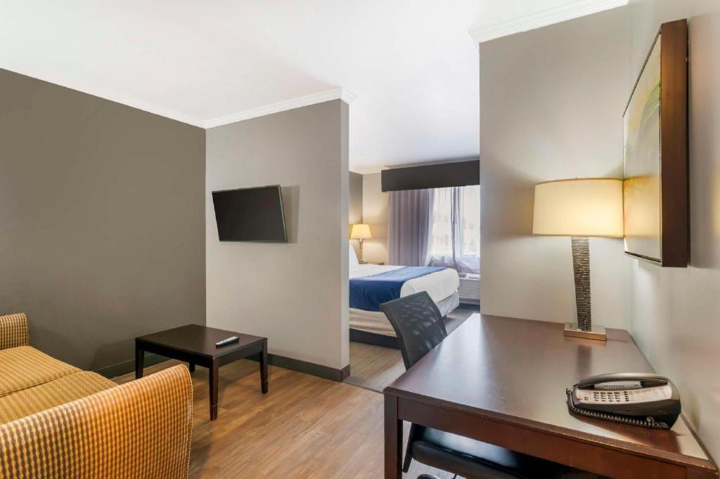 Best Western Plus Olathe Hotel Екстер'єр фото