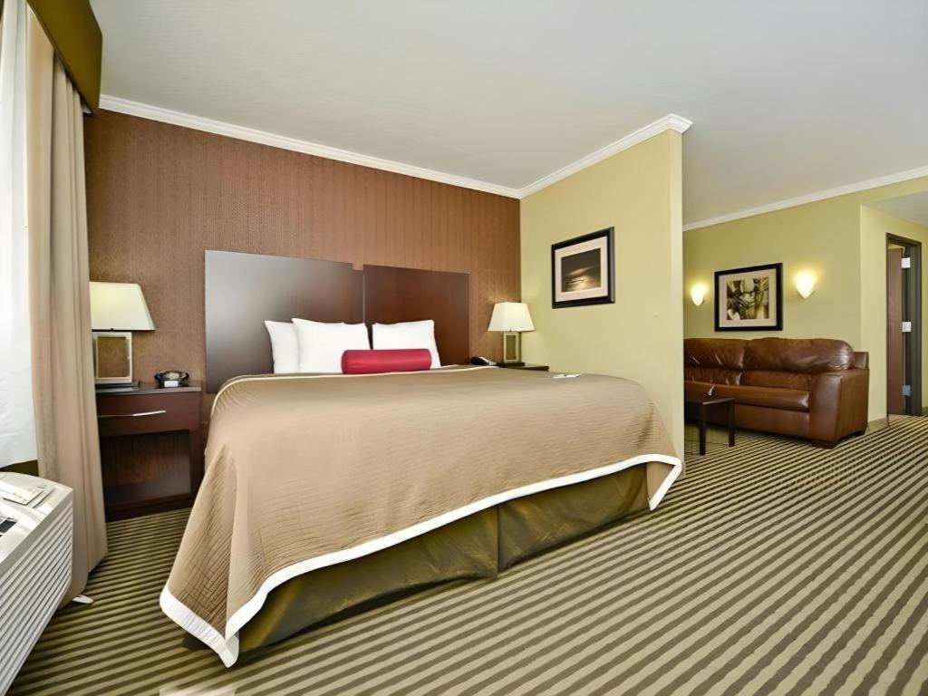 Best Western Plus Olathe Hotel Екстер'єр фото